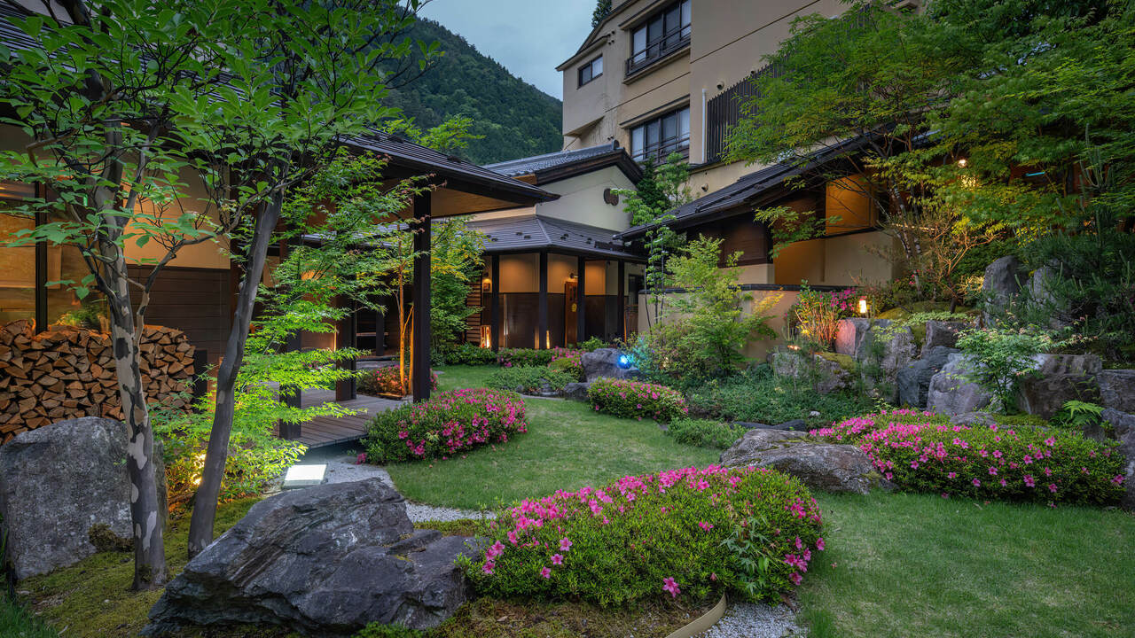 下呂温泉 懐石宿 水鳳園の事業内容の写真1枚目