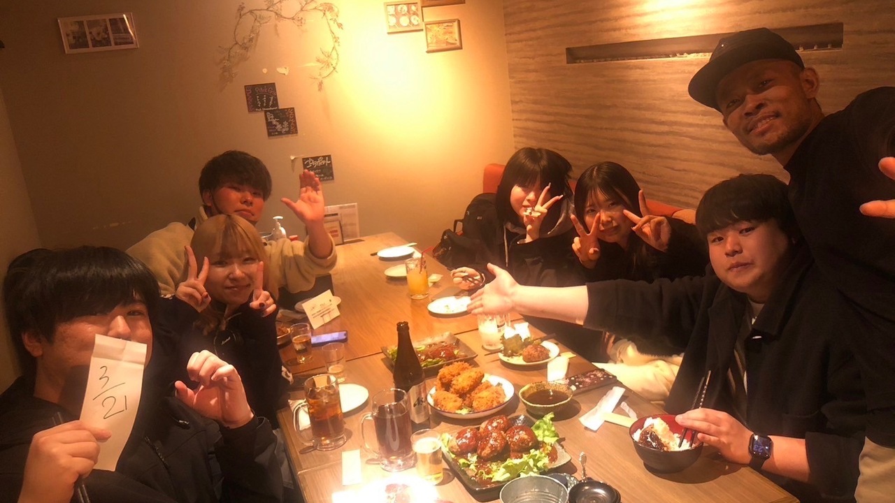 地酒と肴 魚頂点で働く人の写真1枚目