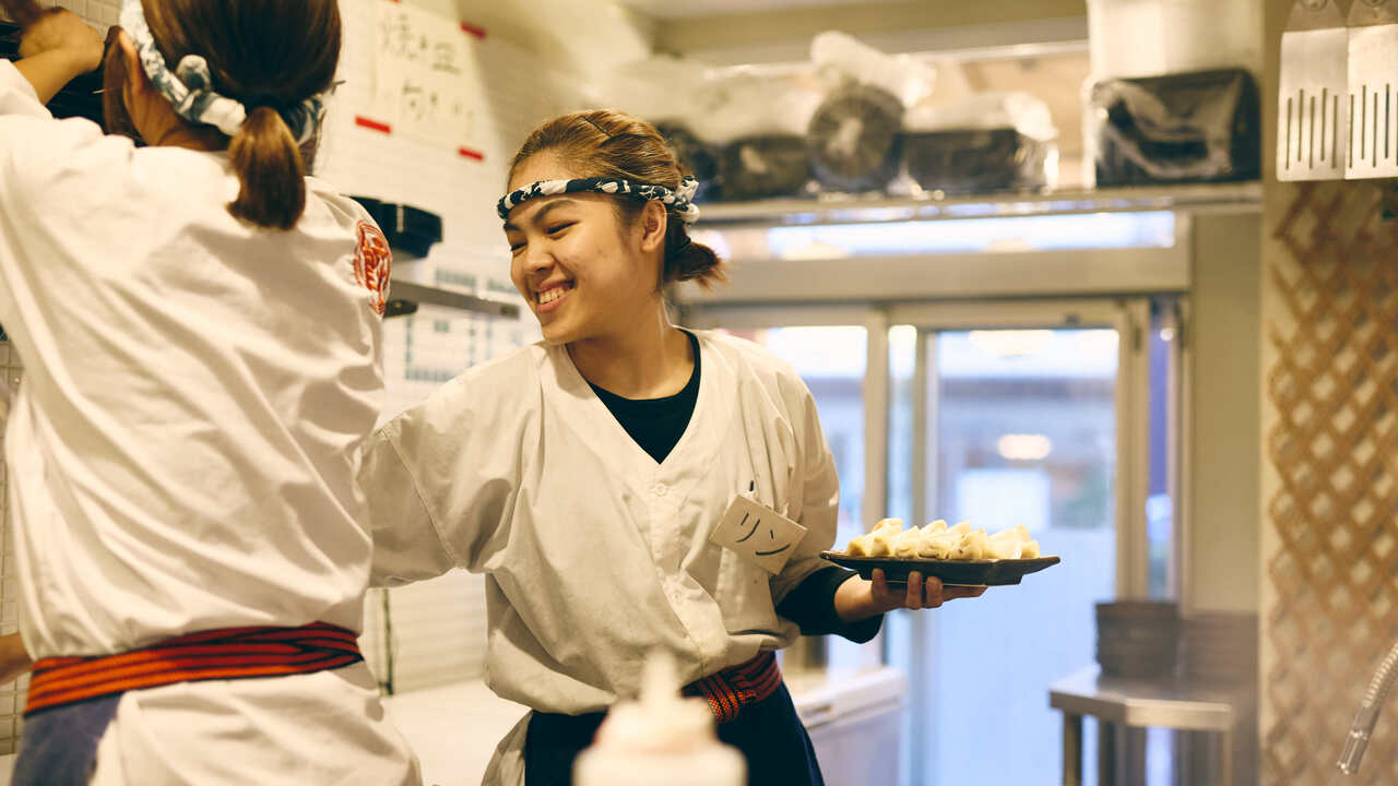 肉汁餃子のダンダダンの事業内容の写真1枚目