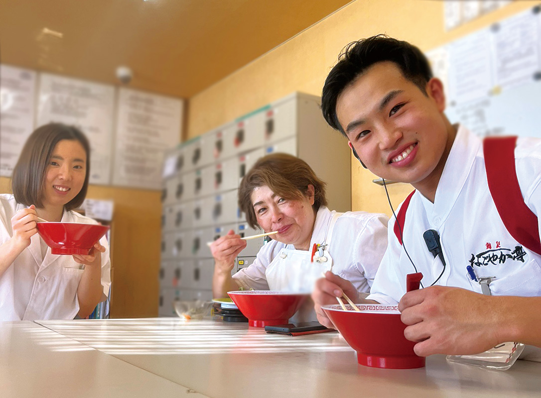 株式会社三ッ星レストランシステム-なごやか亭 1枚目
