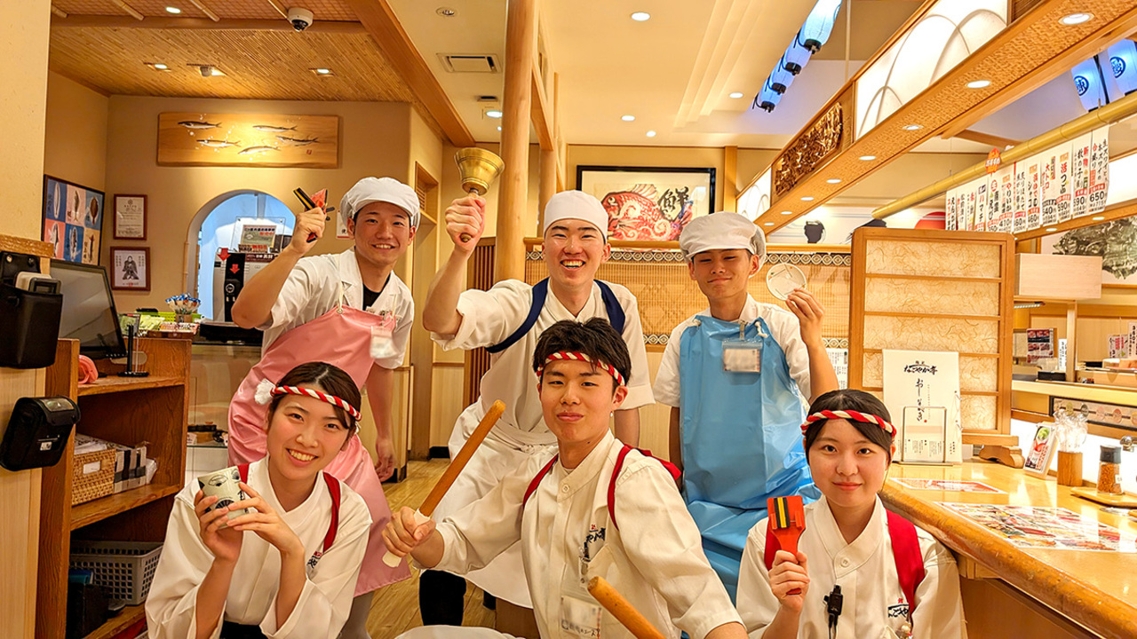 なごやか亭で働く人の写真2枚目