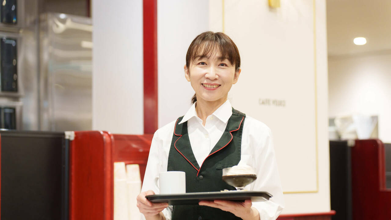 カフェ・ベローチェで働く人の写真2枚目