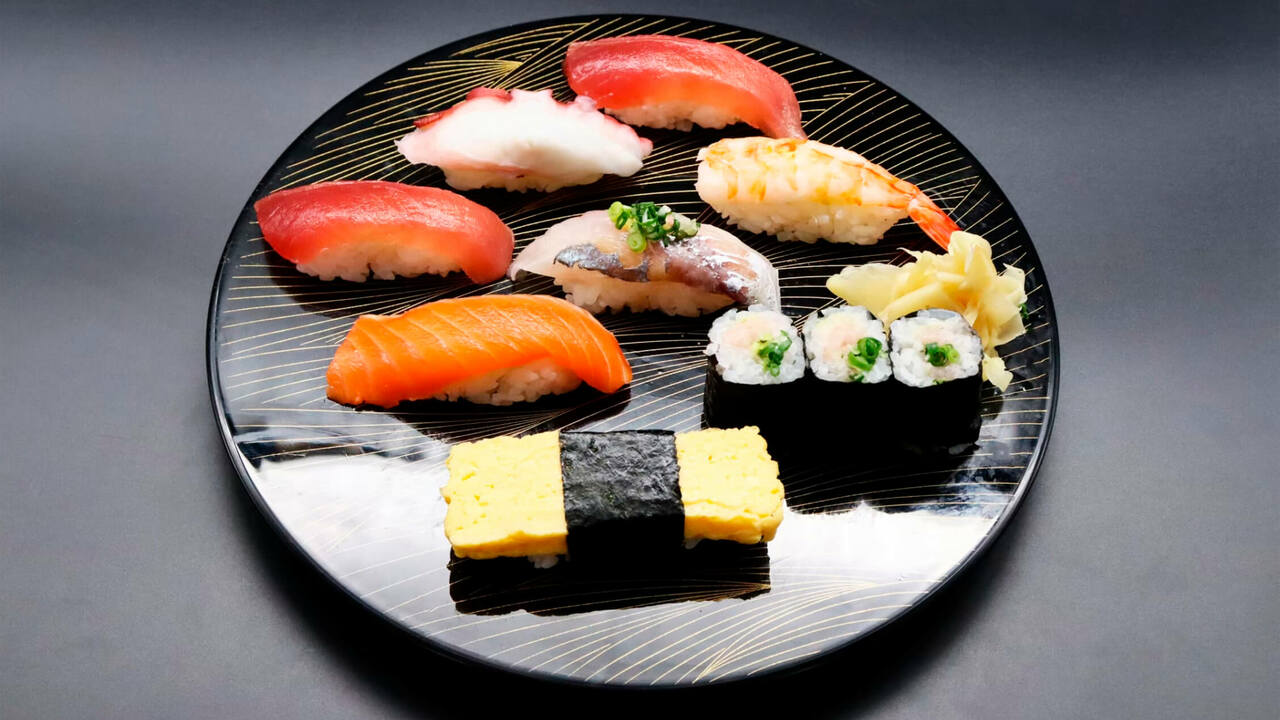 寿司　う月の事業内容の写真1枚目