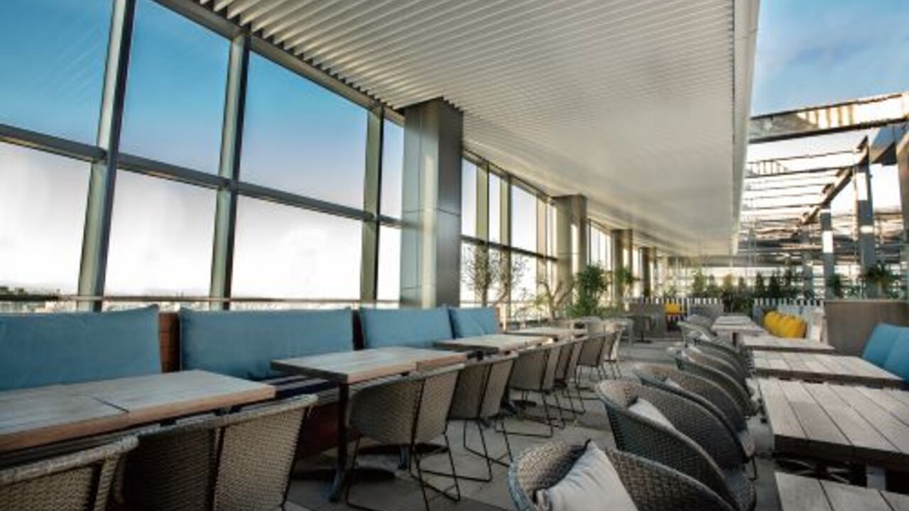 THE PENTHOUSE with weekend terraceの事業内容の写真1枚目