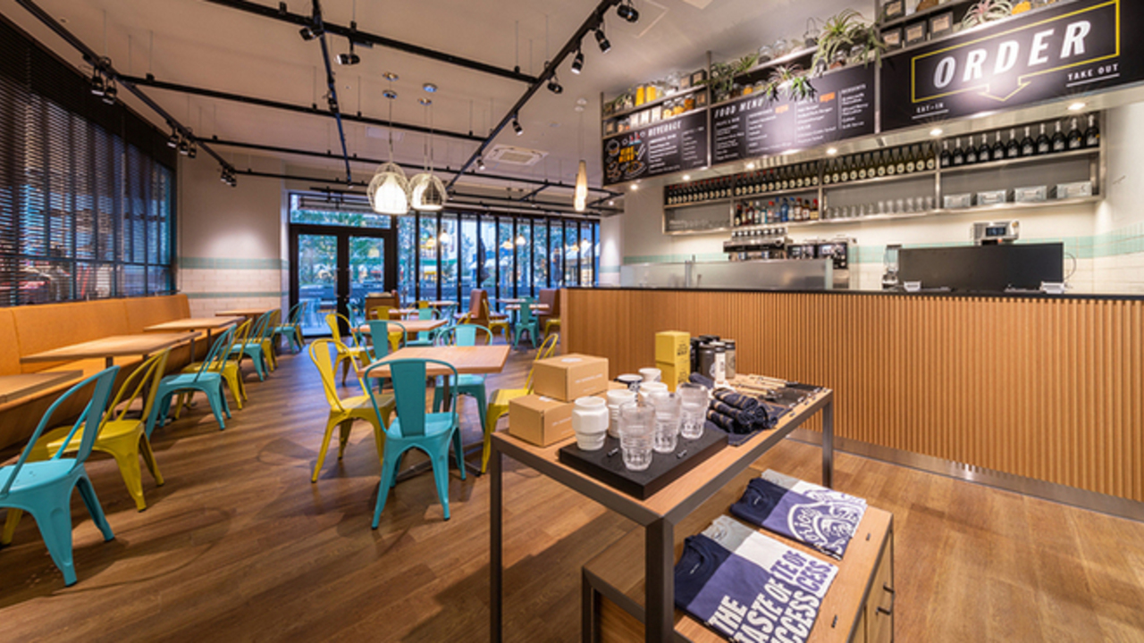 Glorious Chain Cafe Yokohama Baysideの事業内容の写真3枚目