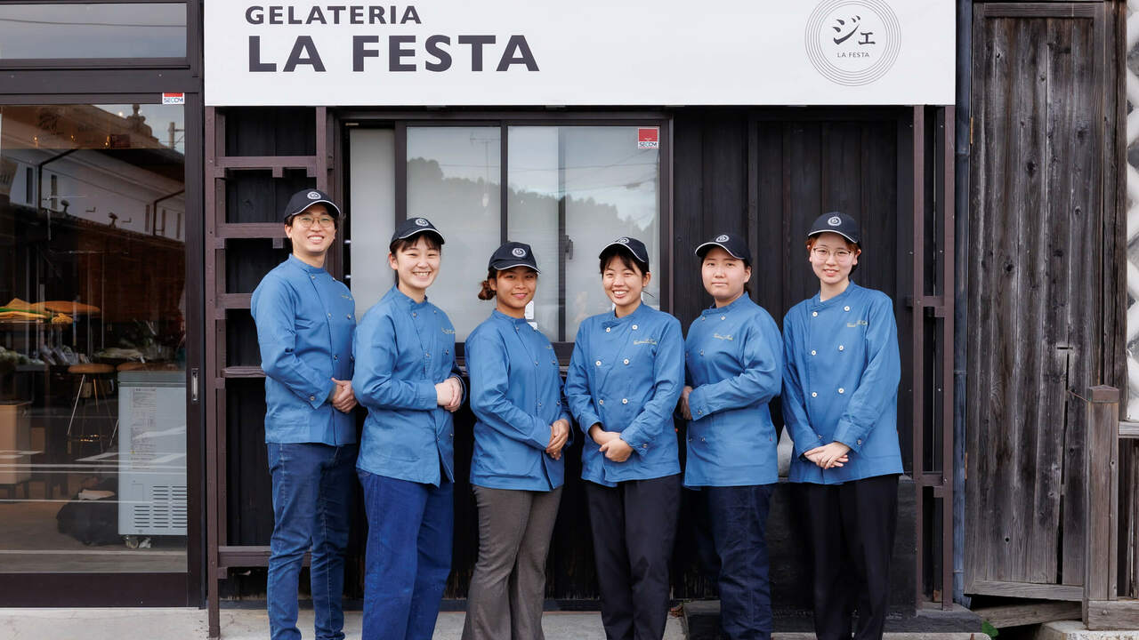 LA FESTAで働く人の写真1枚目