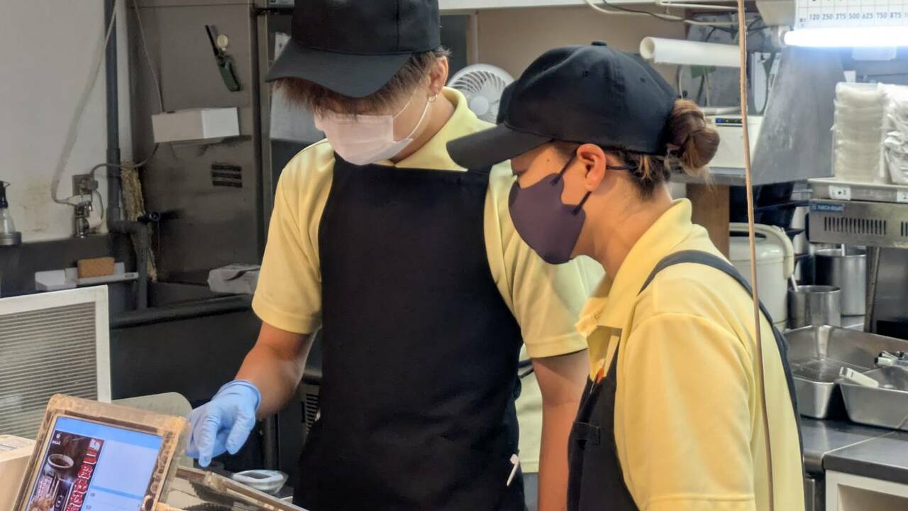 からふくで働く人の写真2枚目