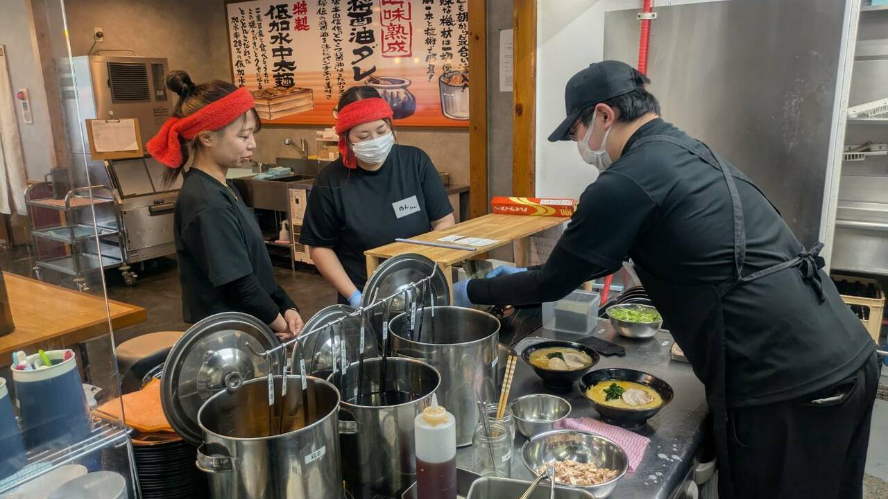 麺一家の事業内容の写真2枚目