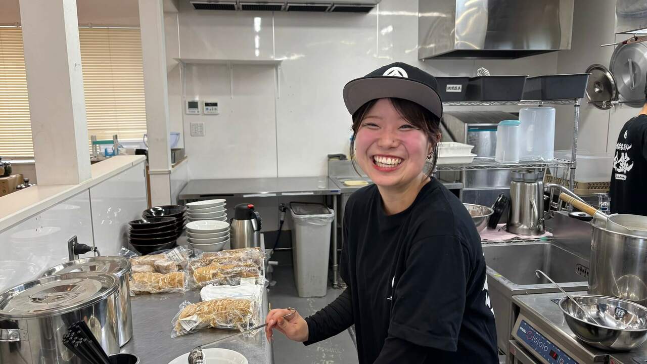 白金家で働く人の写真2枚目