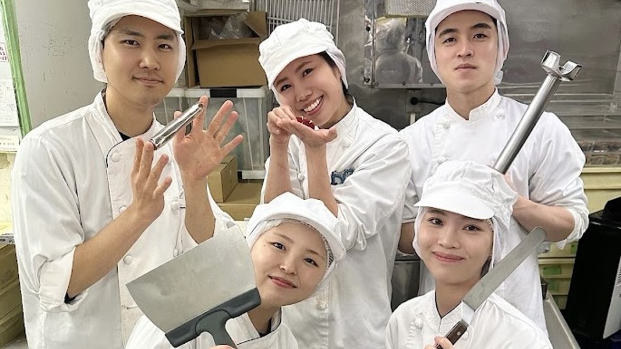 デカダンス ドュ ショコラで働く人の写真2枚目