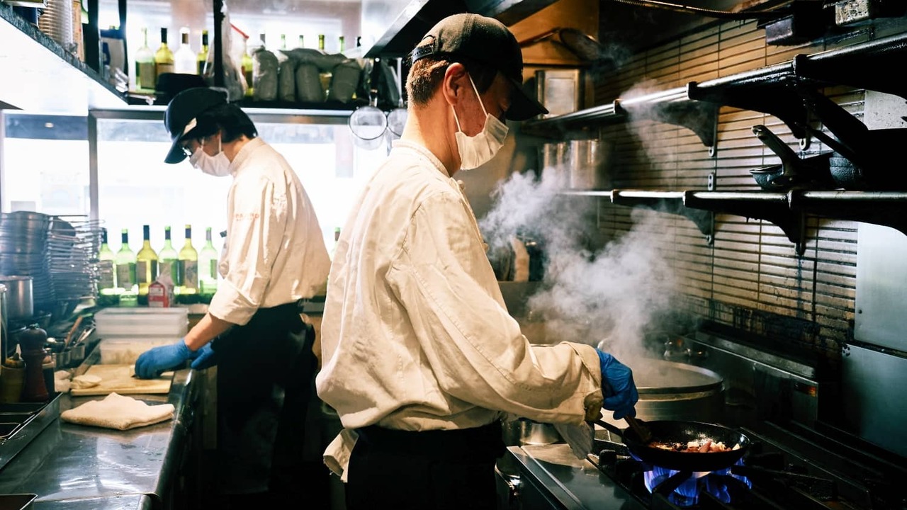 すぱじろうで働く人の写真3枚目