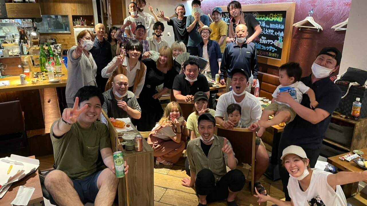 鶏と魚と炭火焼き 燈～あかり～で働く人の写真1枚目