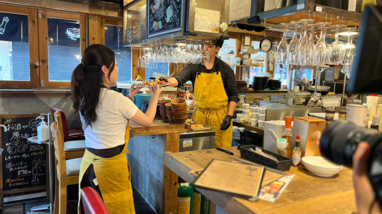 路地裏café sinoaで働く人の写真1枚目