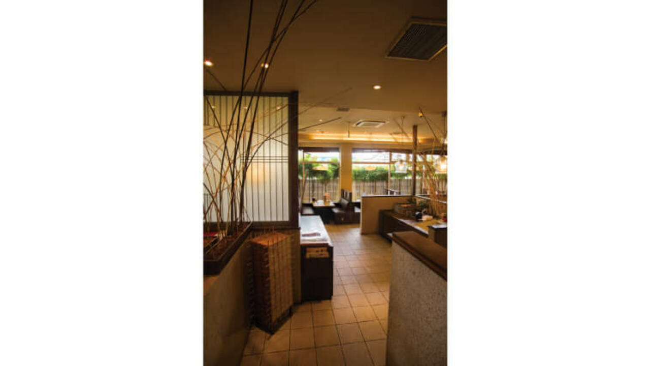 かつ泉で働く人の写真3枚目