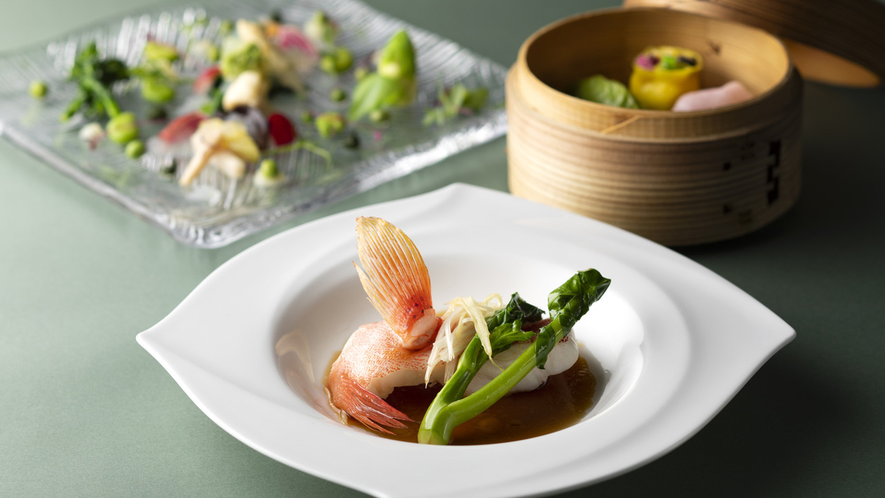 カントニーズ燕で働く人の写真1枚目