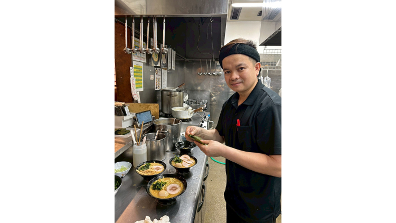 太田商店で働く人の写真3枚目