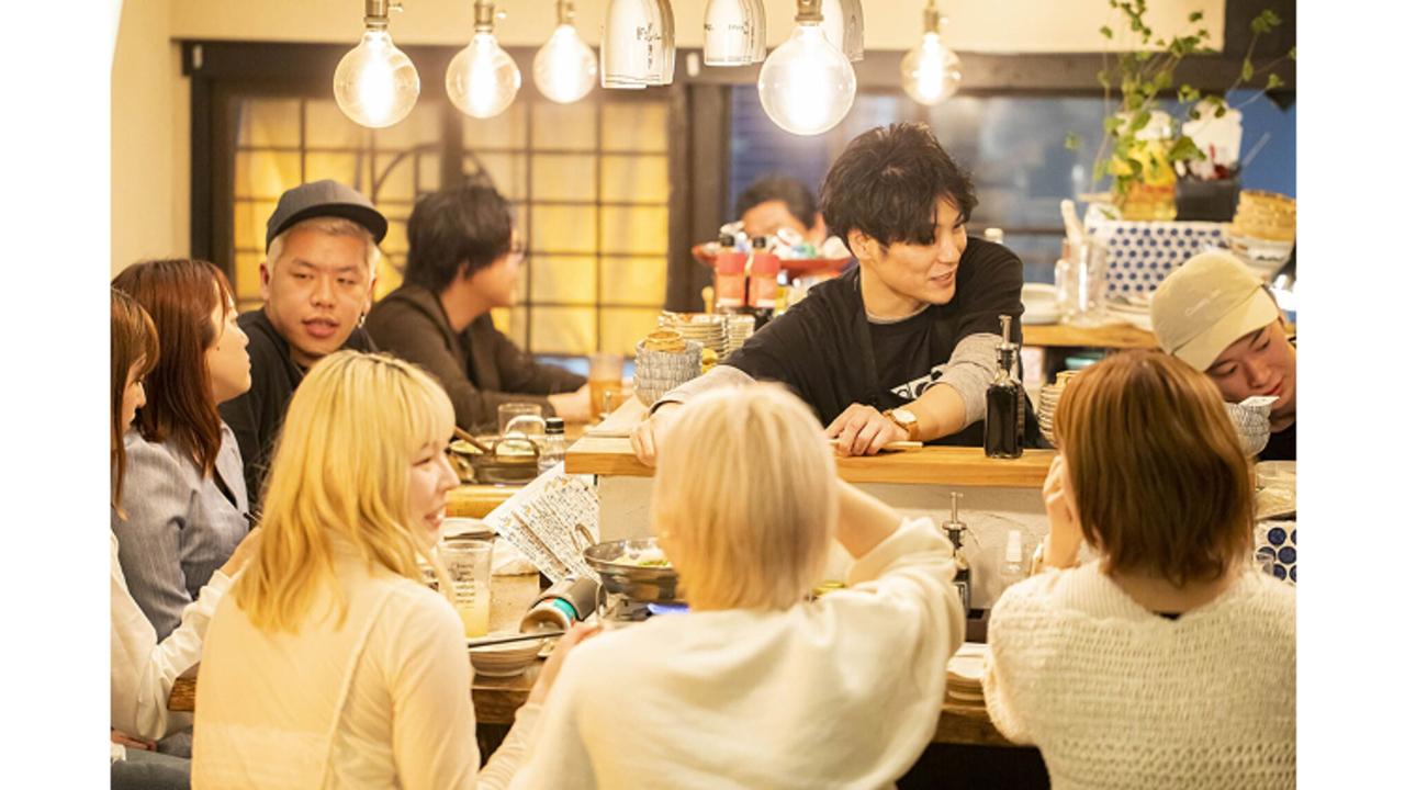 九州料理と旨い酒 どんたくで働く人の写真1枚目