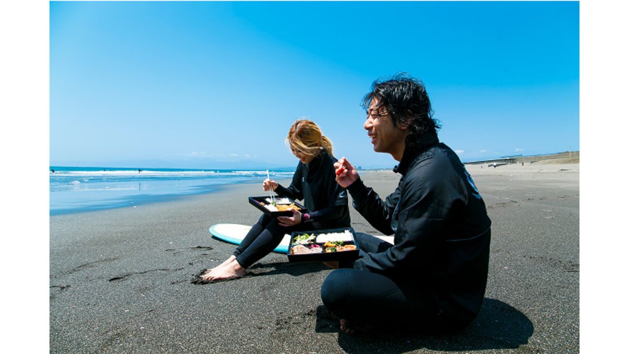 宅配とんかつ ひでかつで働く人の写真2枚目