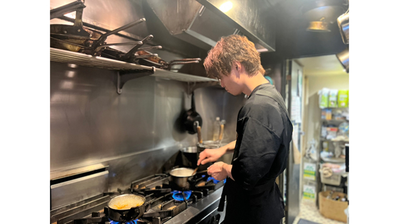 Shiny Owl で働く人の写真1枚目