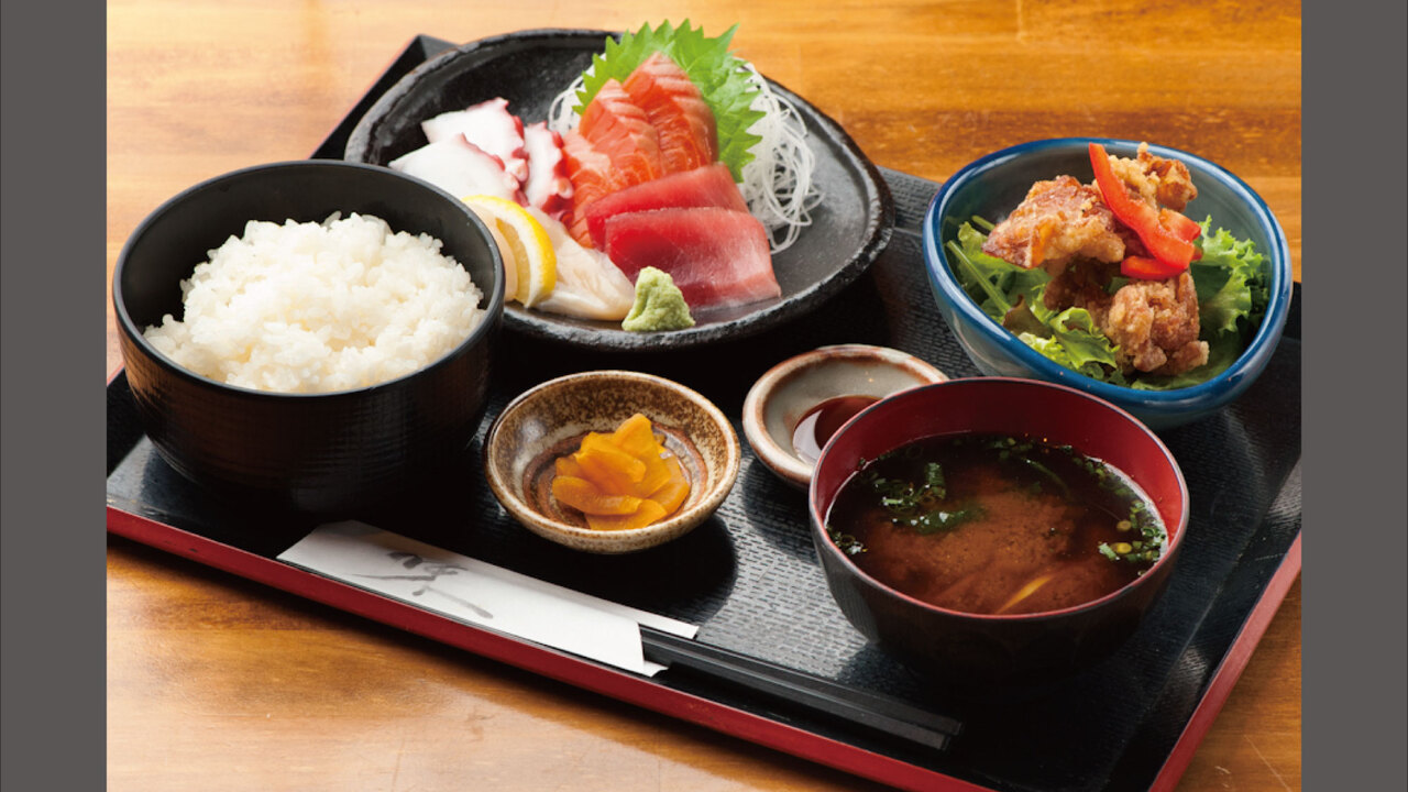 炉端焼　魚然の事業内容の写真2枚目