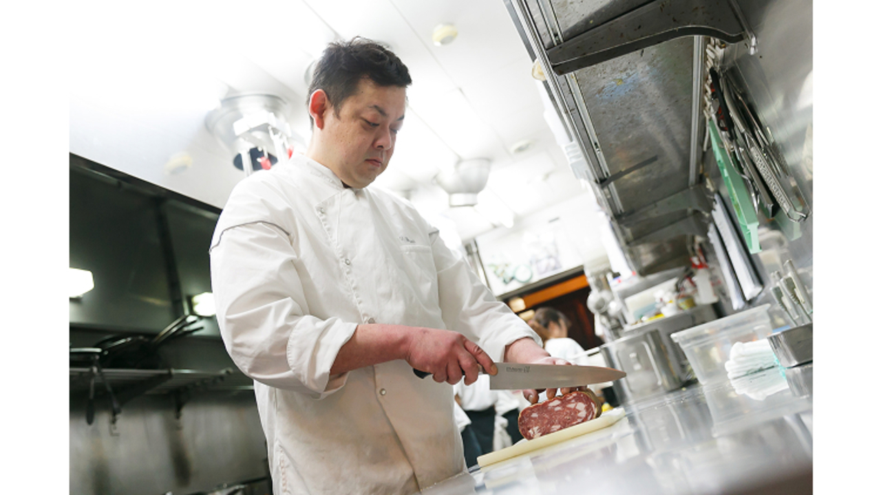 Belgian Brasserie Courtで働く人の写真3枚目