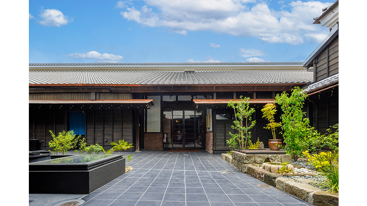 石蔵酒造フードサービス株式会社-博多百年蔵 1枚目