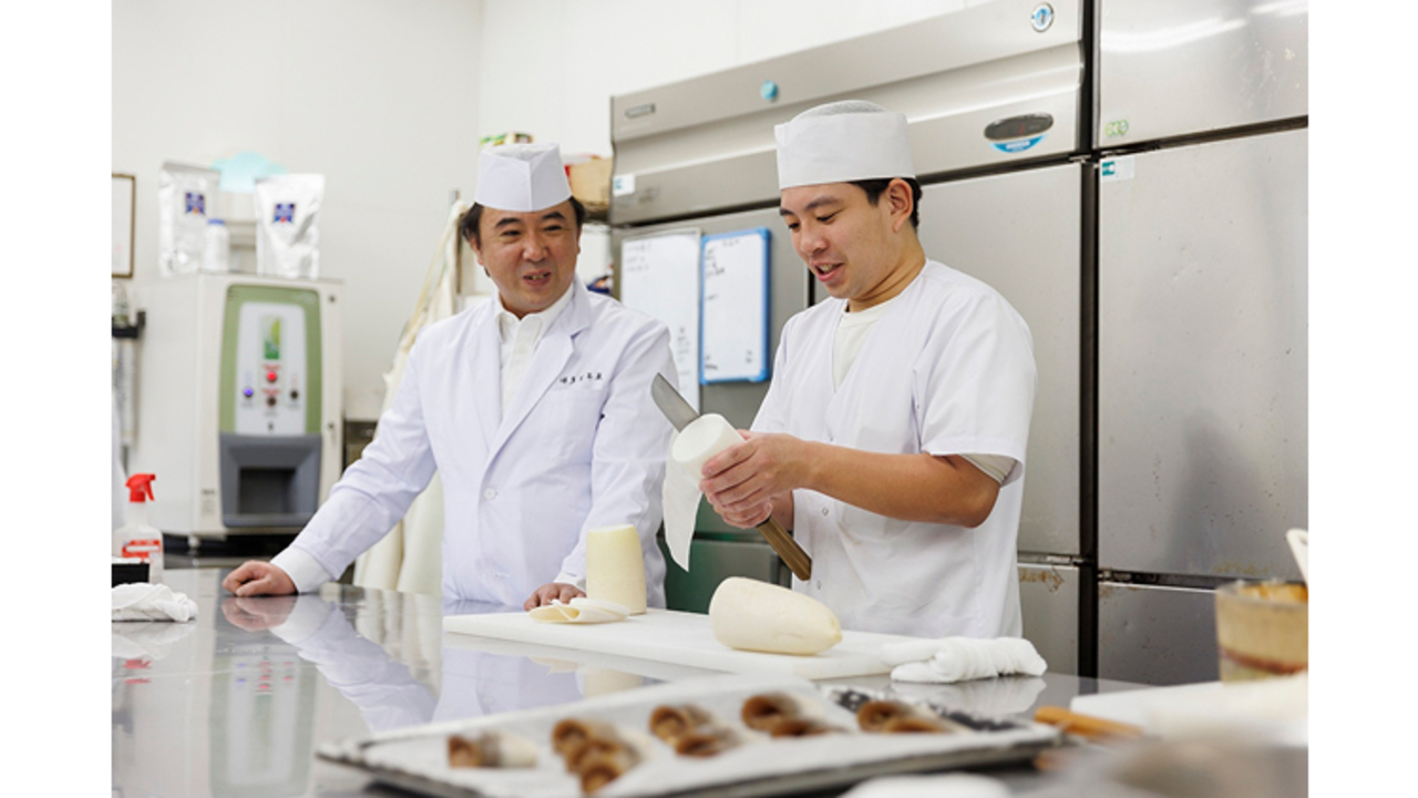 博多百年蔵で働く人の写真2枚目