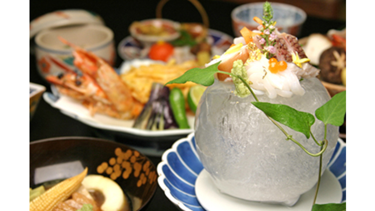 神楽坂　割烹加賀の事業内容の写真2枚目