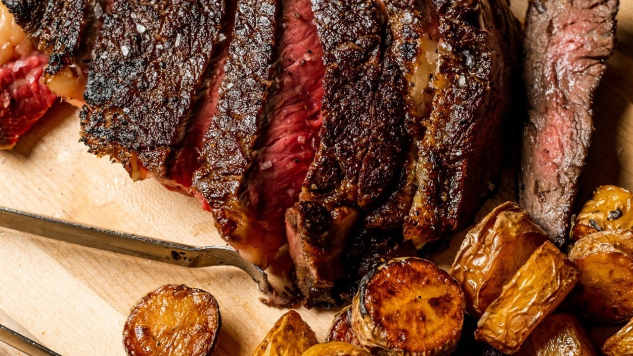 Smith & Wollenskyの事業内容の写真1枚目