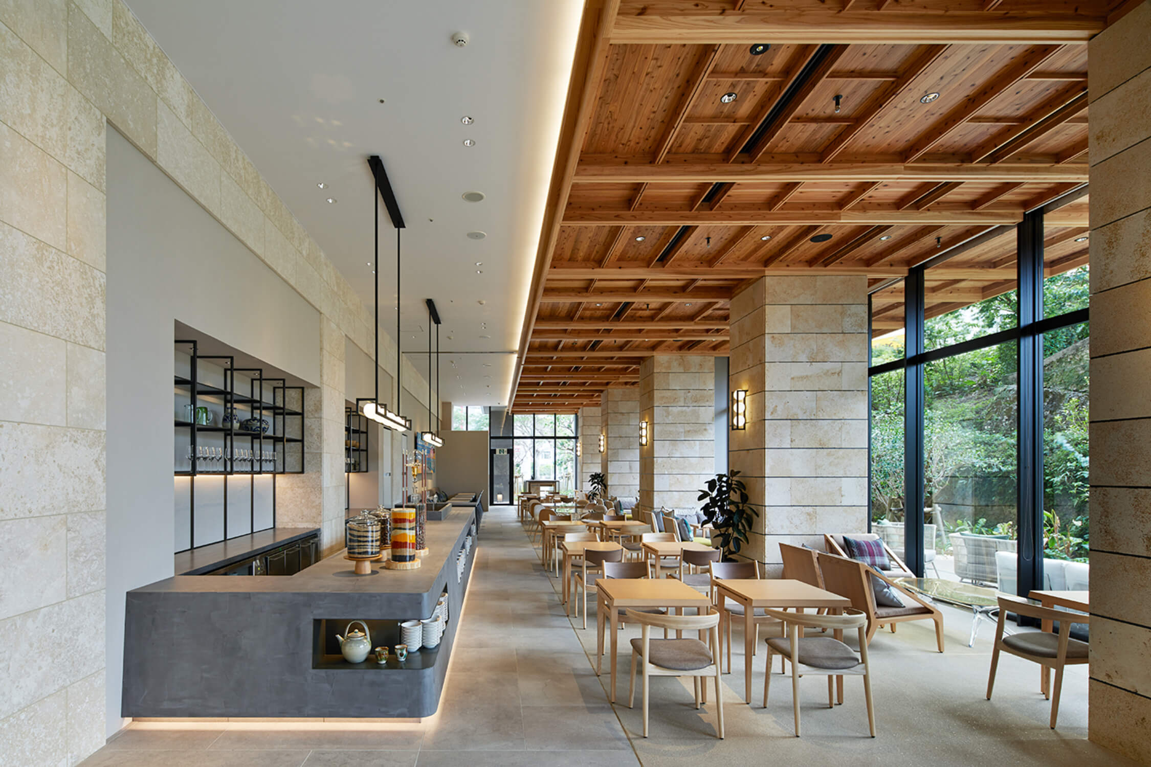 沖縄UDS株式会社-ホテルローカス 3枚目