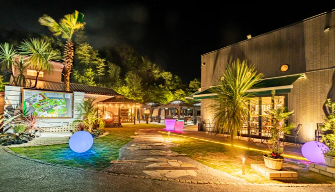 株式会社フーチャーラボ-RESORT×SPA FutureRESORT 1枚目