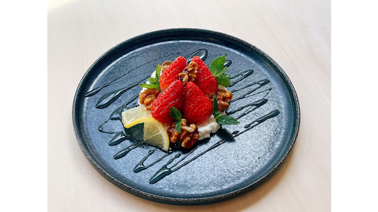 炭火焼鳥・牛もつ鍋 うる虎 総本店の事業内容の写真2枚目