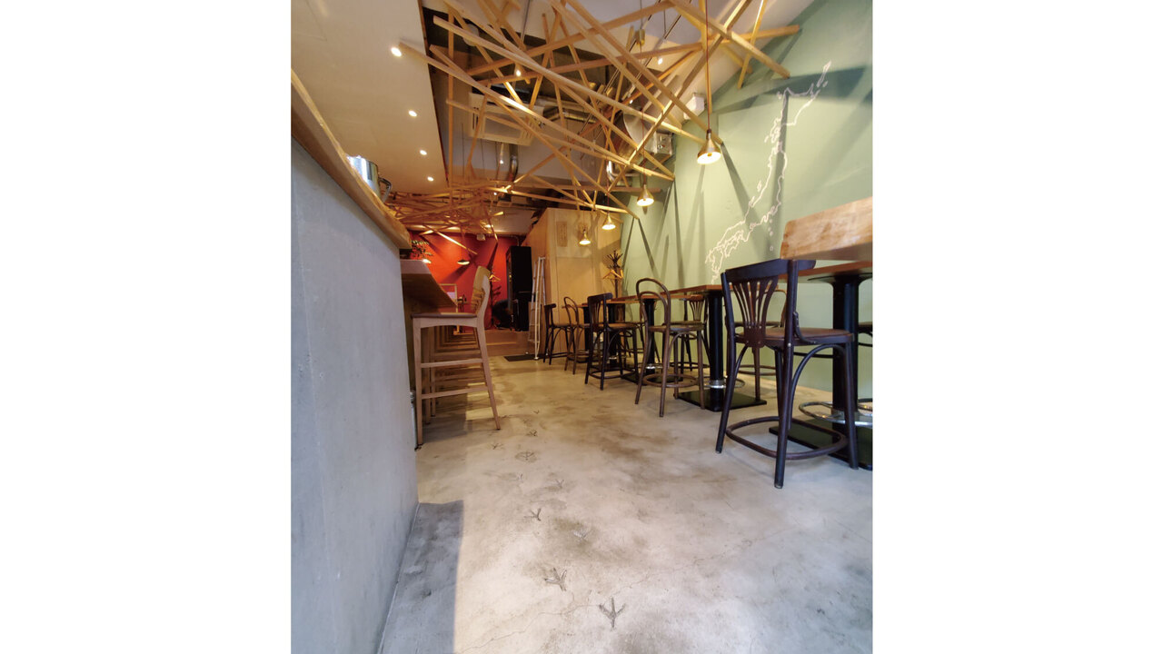 烏 KARASUで働く人の写真2枚目