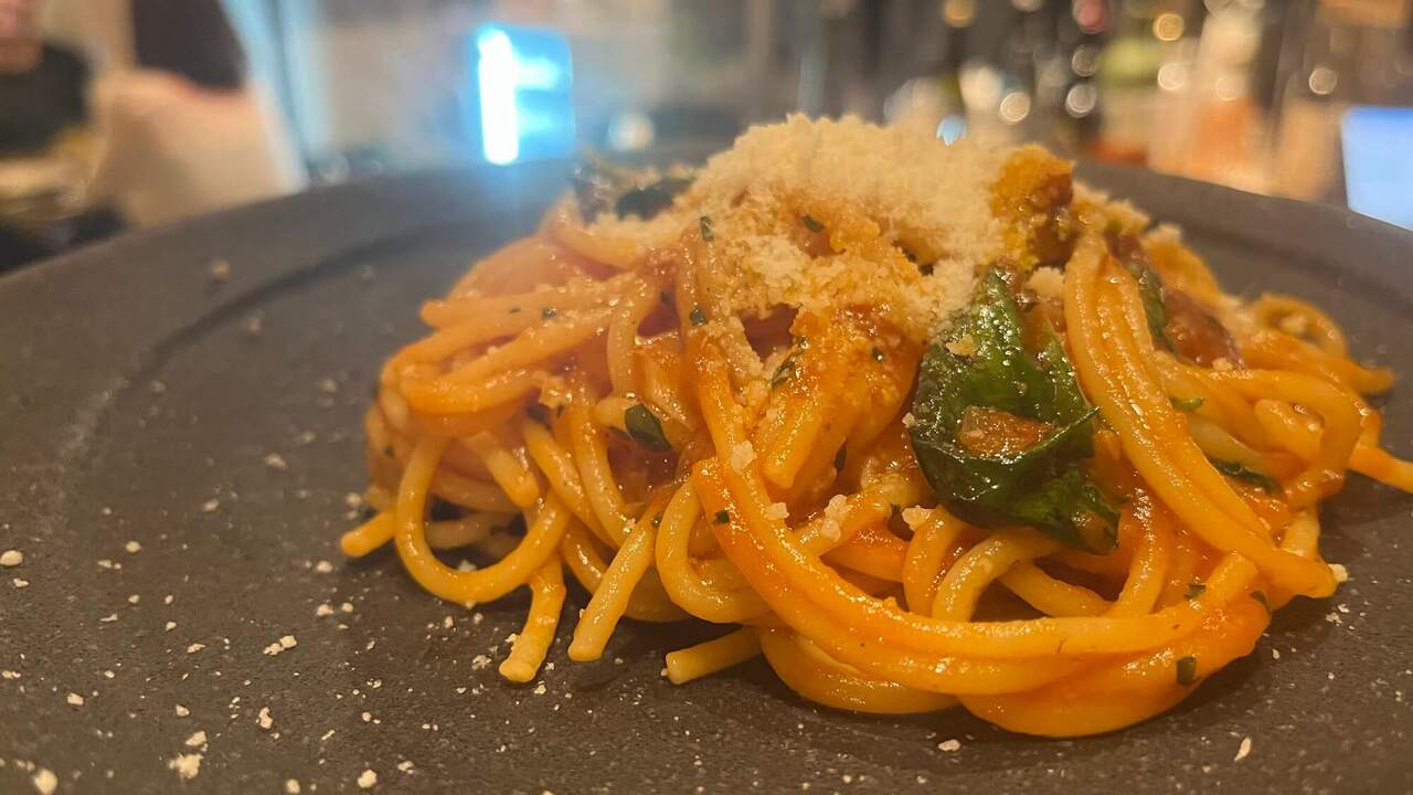 烏 KARASUの事業内容の写真2枚目