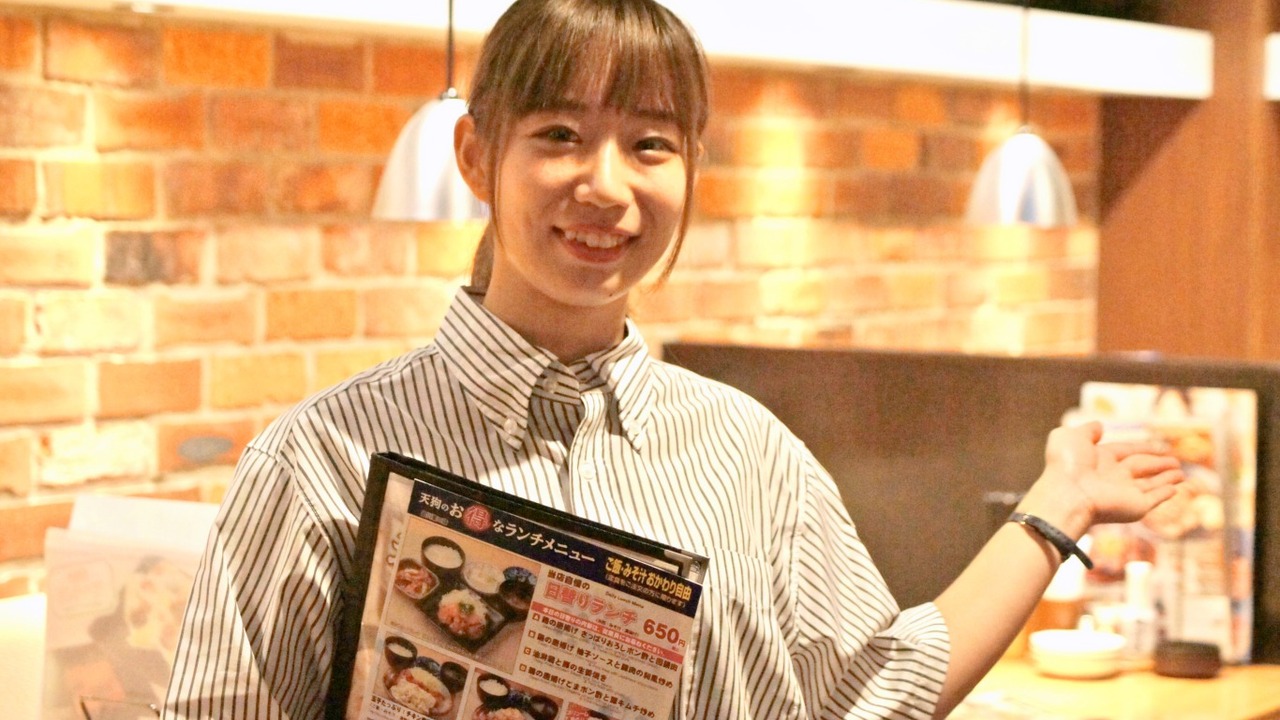 炭火串焼き テング酒場で働く人の写真2枚目