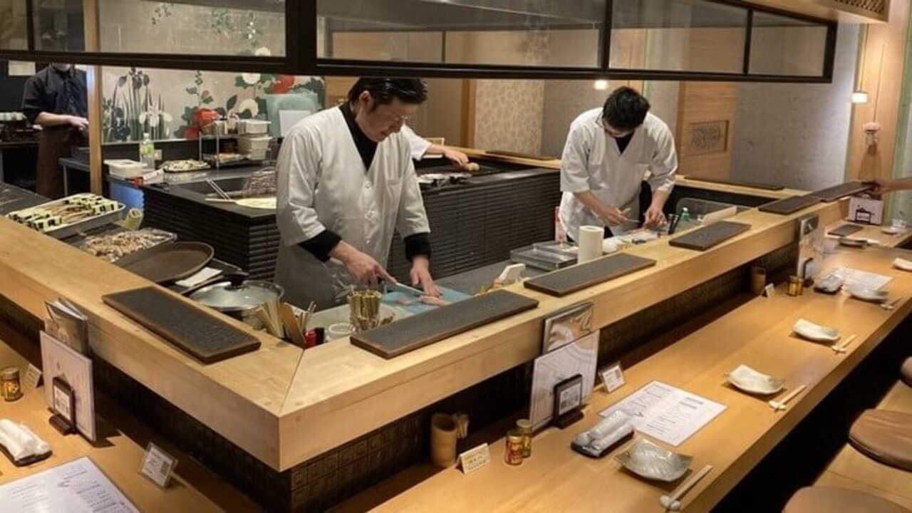 鶫 中州川端店で働く人の写真1枚目