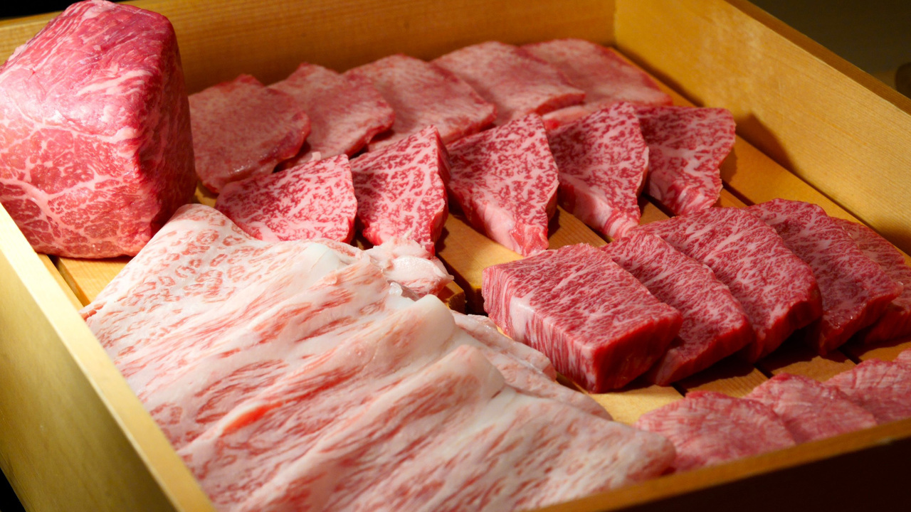 麻布十番焼肉ぶるずの事業内容の写真1枚目