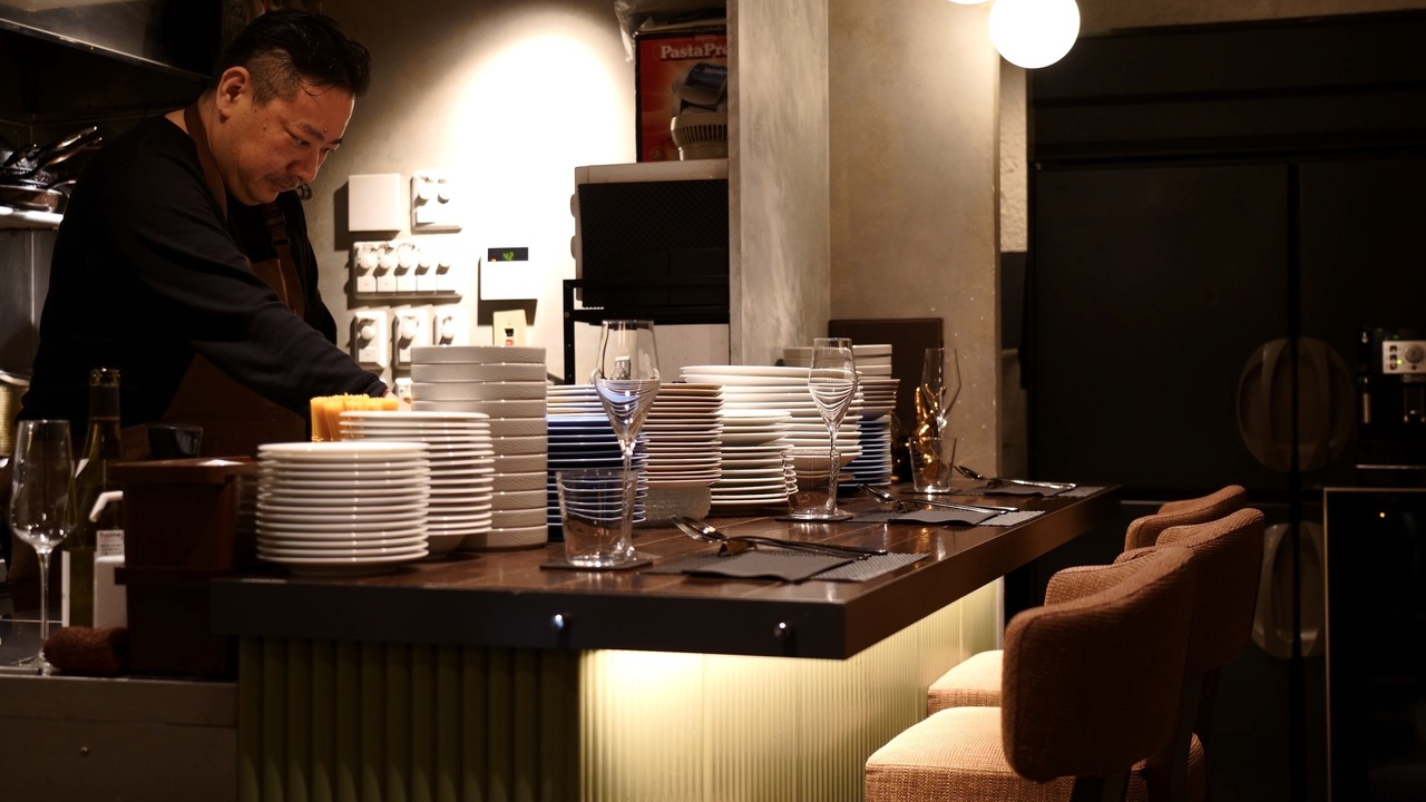 Italian Bar ROMANOで働く人の写真1枚目