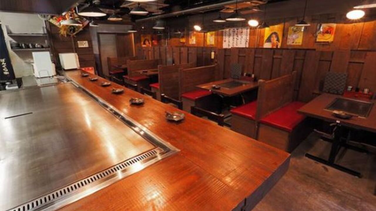 やきやき鉄板 ぼんくら家の事業内容の写真1枚目