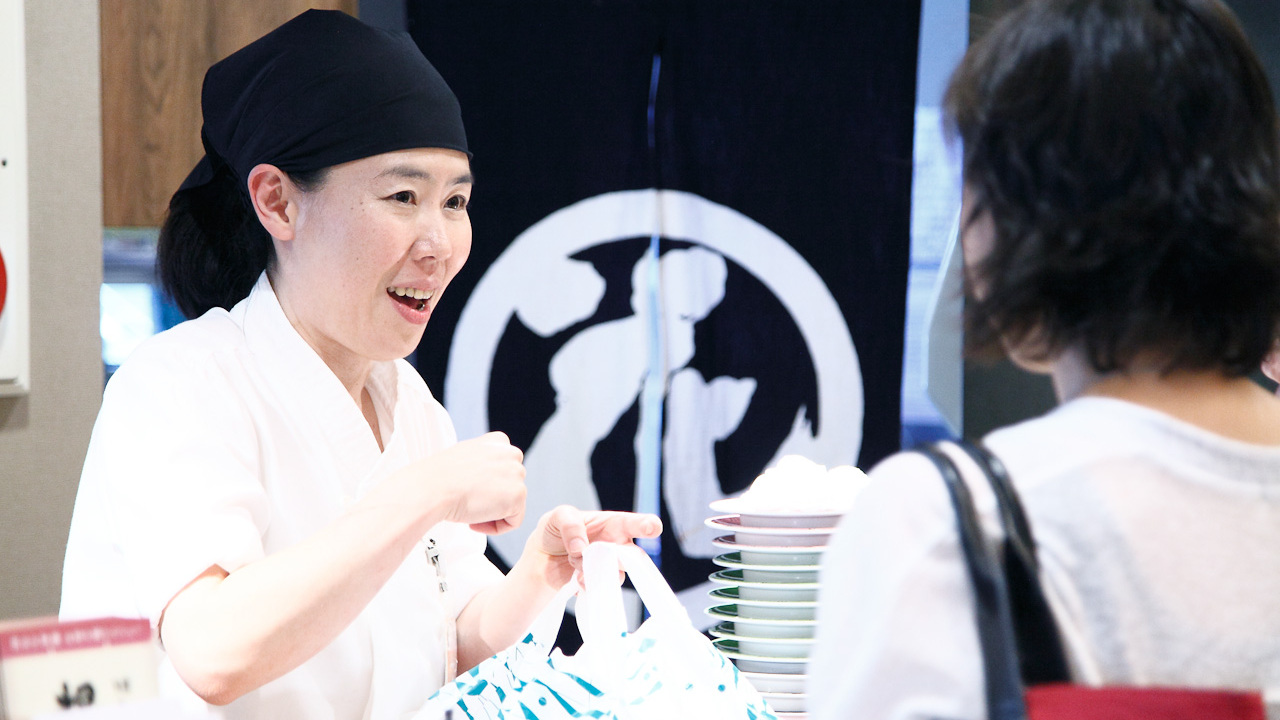 立食い寿司 根室花まるで働く人の写真4枚目