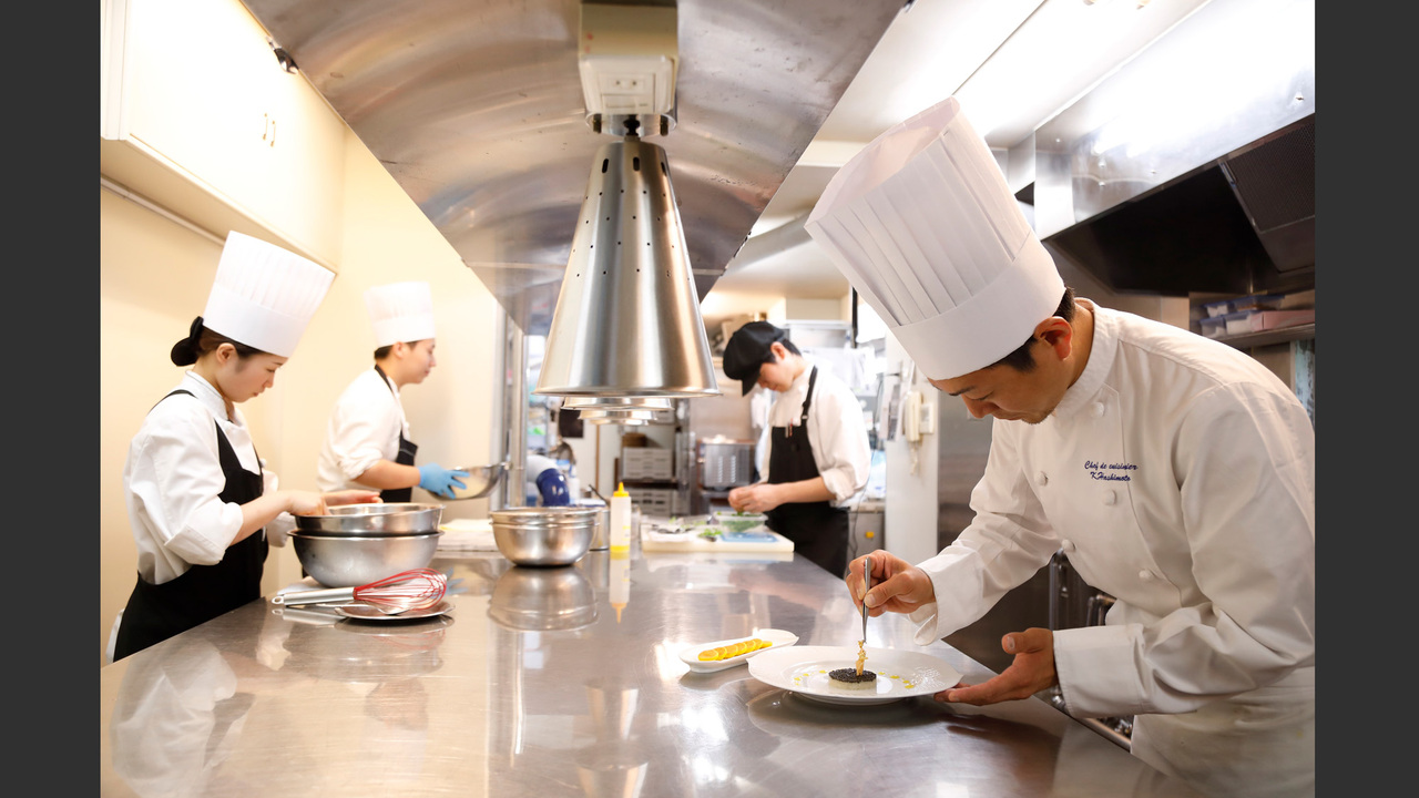 長楽館 フレンチレストラン　LE CHENEの事業内容の写真3枚目