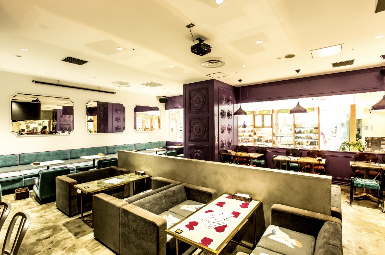 株式会社コンプリート・サークル-猿々楽々 1枚目