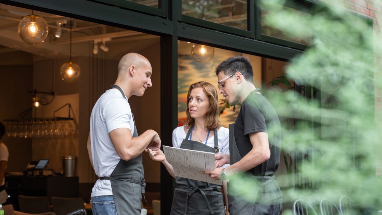 MORETHAN TAPAS LOUNGE -Spanish-で働く人の写真1枚目