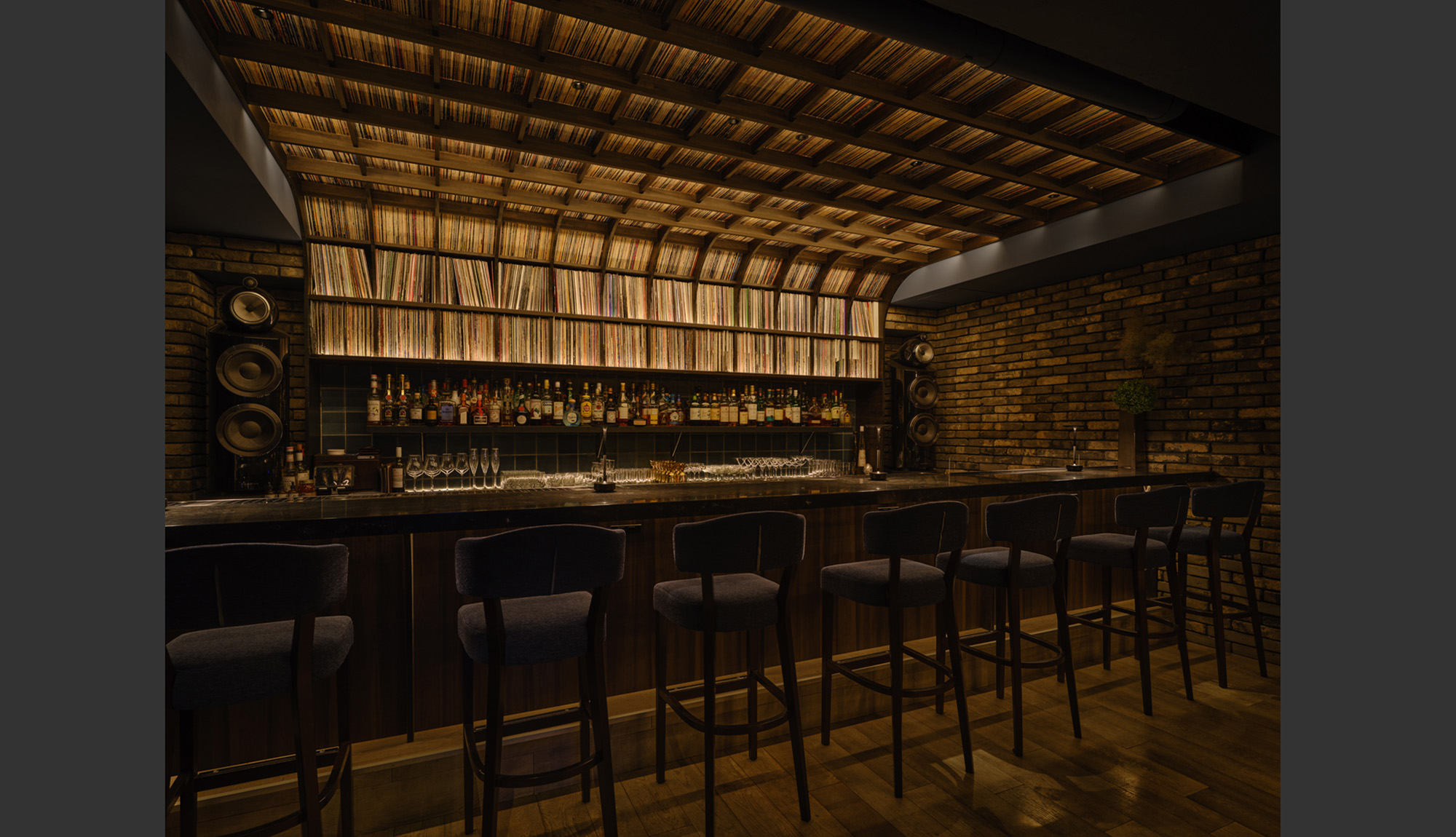 株式会社RIQ-A10 1枚目