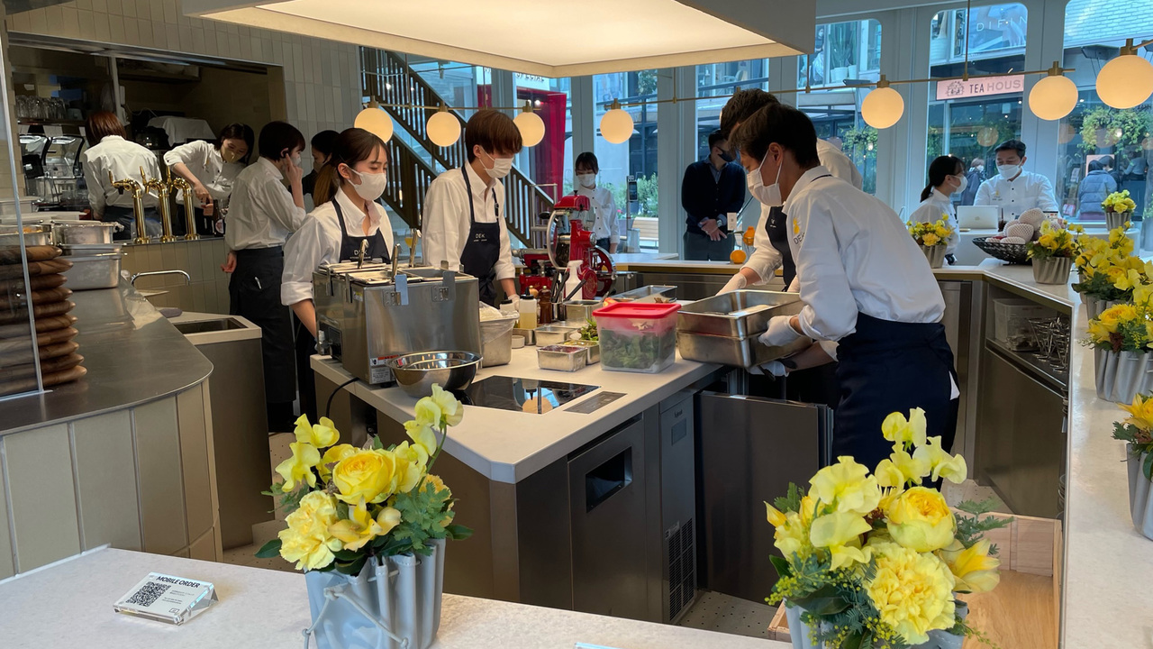 株式会社f.diningで働く人の写真2枚目