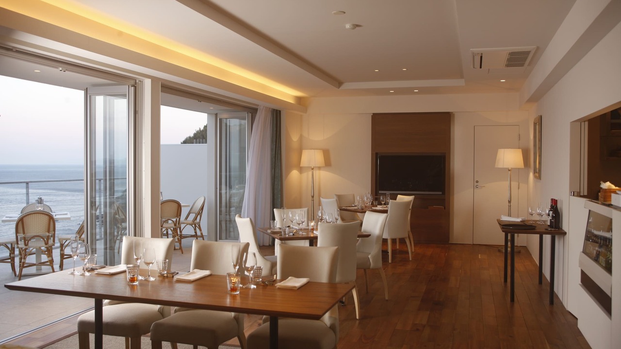 セントラルホールディングス株式会社の事業内容の写真1枚目