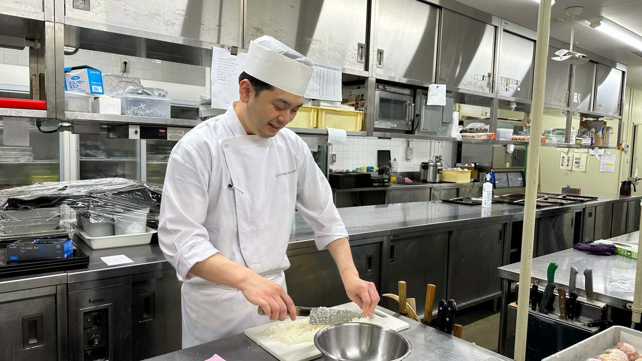 株式会社LOTTE Hotel Araiで働く人の写真2枚目