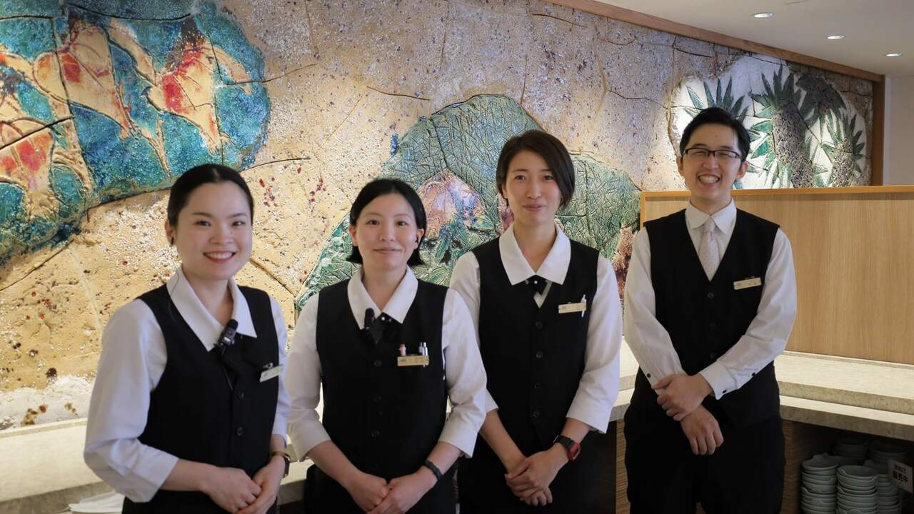 株式会社ホテル白樺荘で働く人の写真1枚目