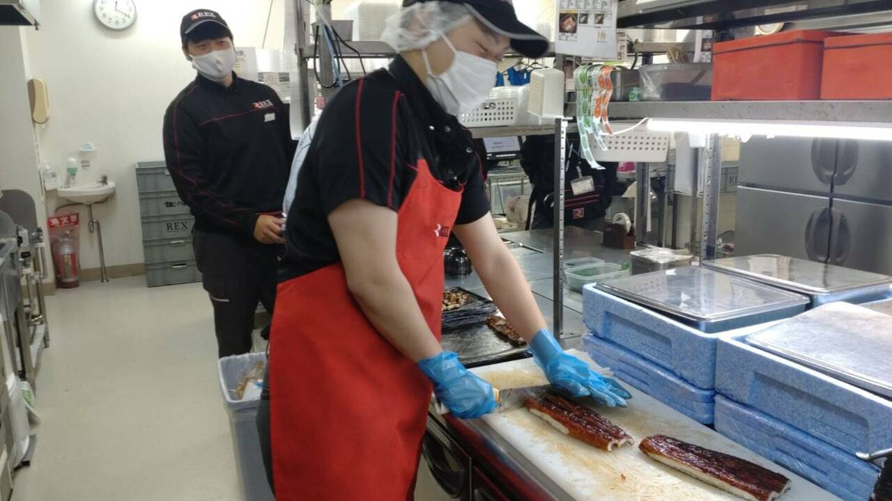 有限会社レストラン古潭荘で働く人の写真1枚目