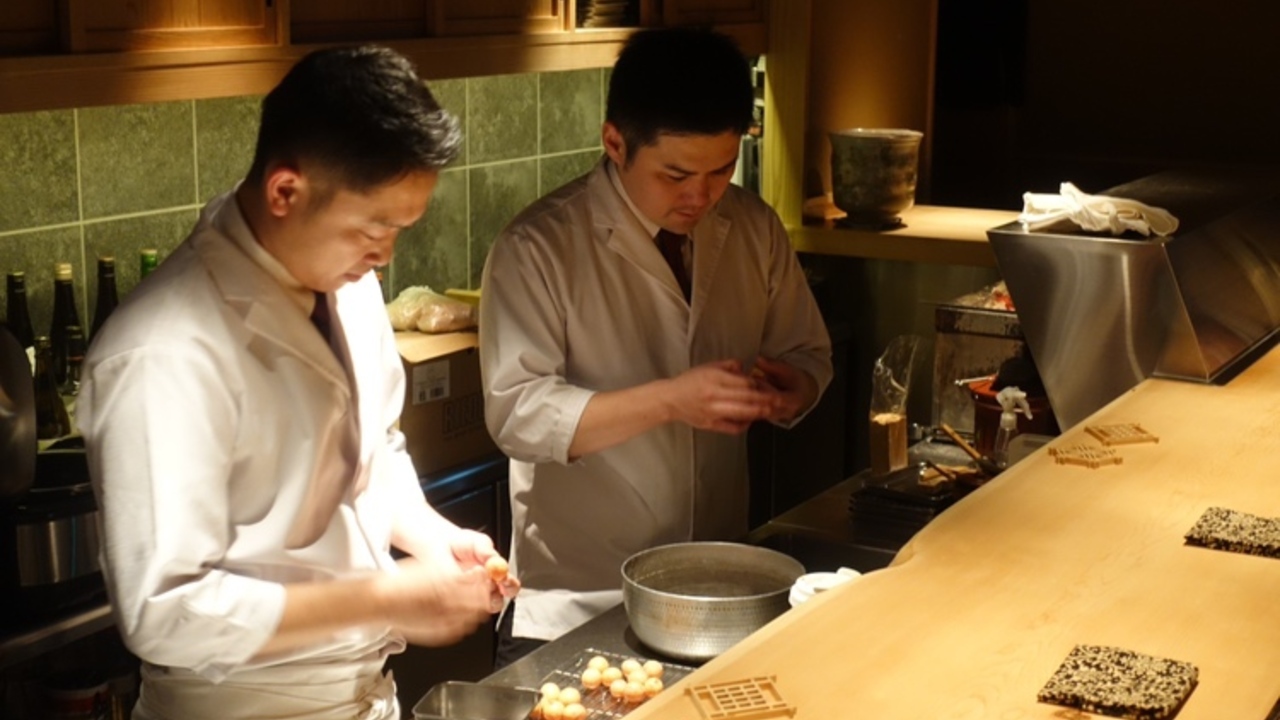 焼鳥茜で働く人の写真1枚目